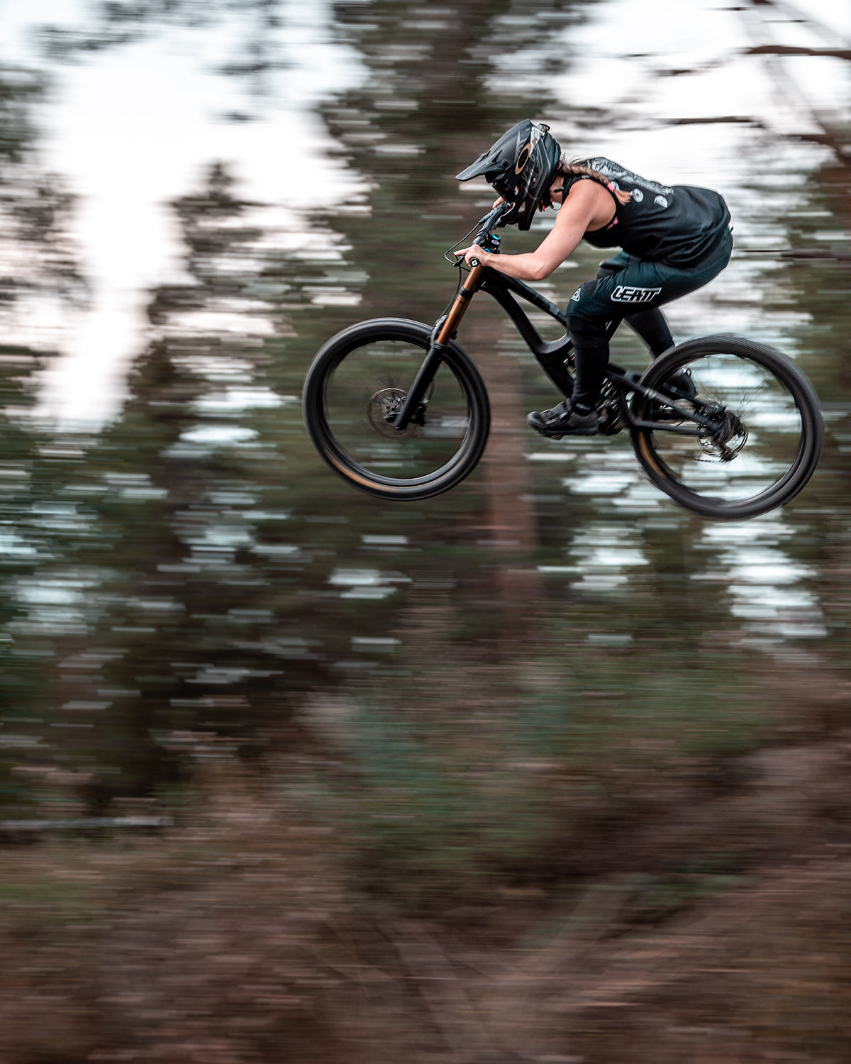 Pyöräilyvalmennus, maastopyöräilyvalmennus ja bike park-pyöräilyvalmennus. Turvallisen työmatkapyöräilyn valmennus sekä tyky- ja hyvinvointipäivät yrityksille pääkaupunkiseudulla, Turussa, Pirkanmaalla ja Jyväskylän seudulla.